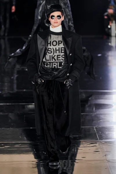 Look 95